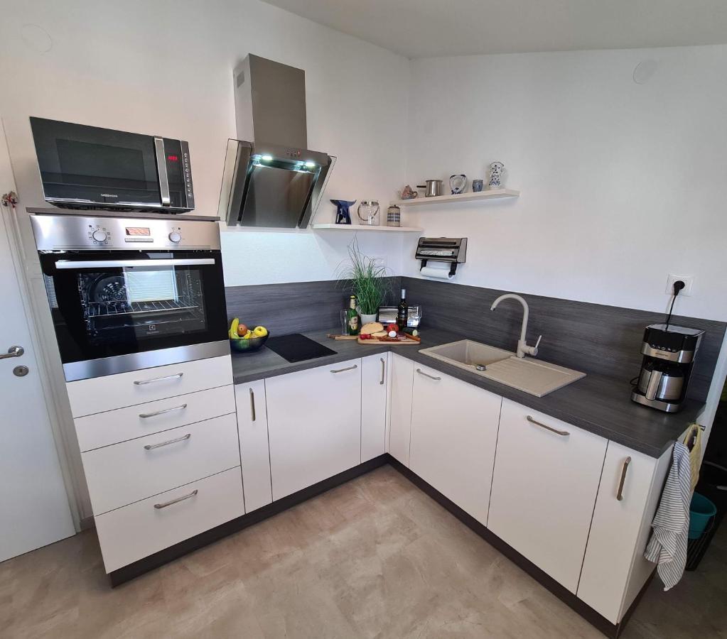 Nada Apartamento Poreč Exterior foto