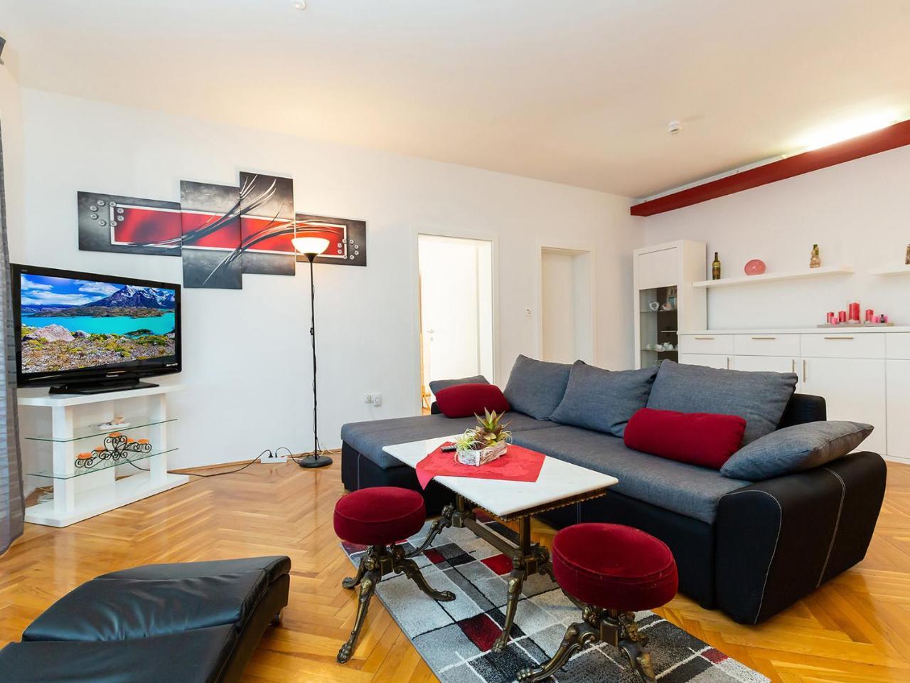 Nada Apartamento Poreč Exterior foto