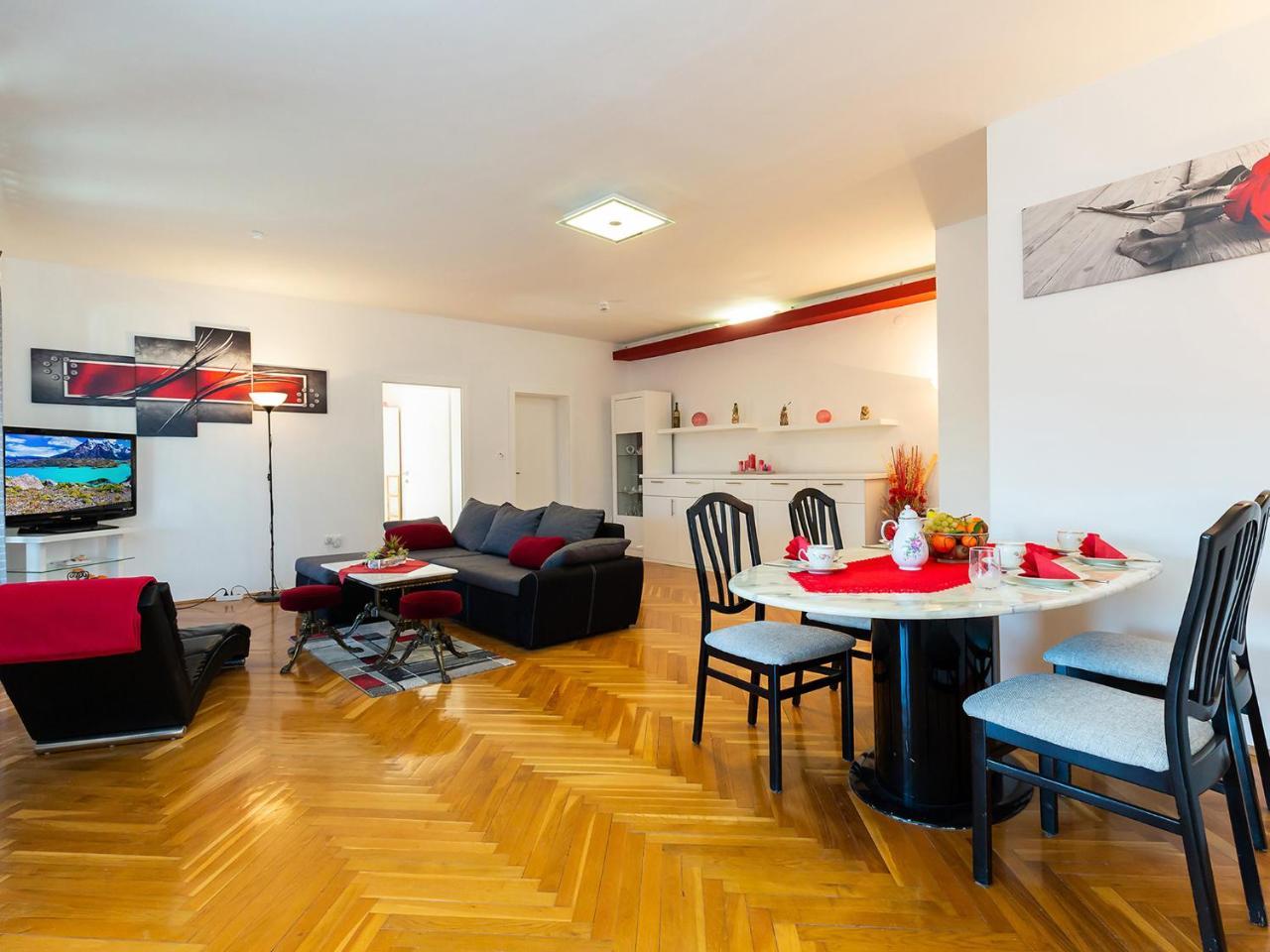 Nada Apartamento Poreč Exterior foto